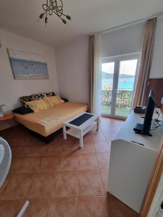 Apartman Smoljic 4+2 Primosten Bagian luar foto